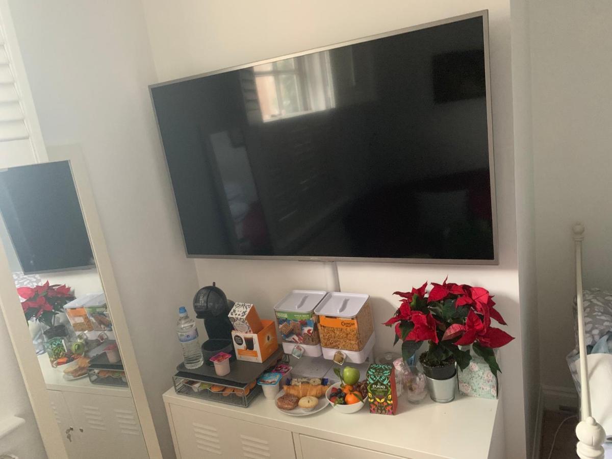Stylish Modern Studio, Mock Georgian House, Heart Of Trendy Hackney & 런던 외부 사진